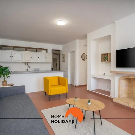 Holiday home #170 Pateo 1 Flat By Holidays *